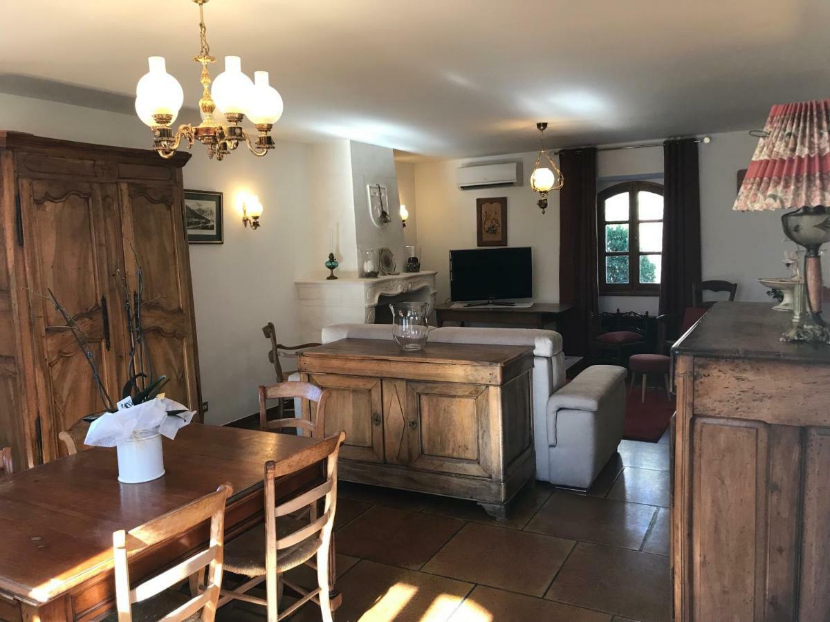 Hotel La Clue/ Le Jas Du Ventoux Plaisians Exteriér fotografie